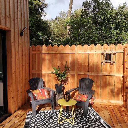 Lodge 2 Etoiles La Tete Dans Les Pins Les Pieds Dans L Eau 拉卡诺 外观 照片