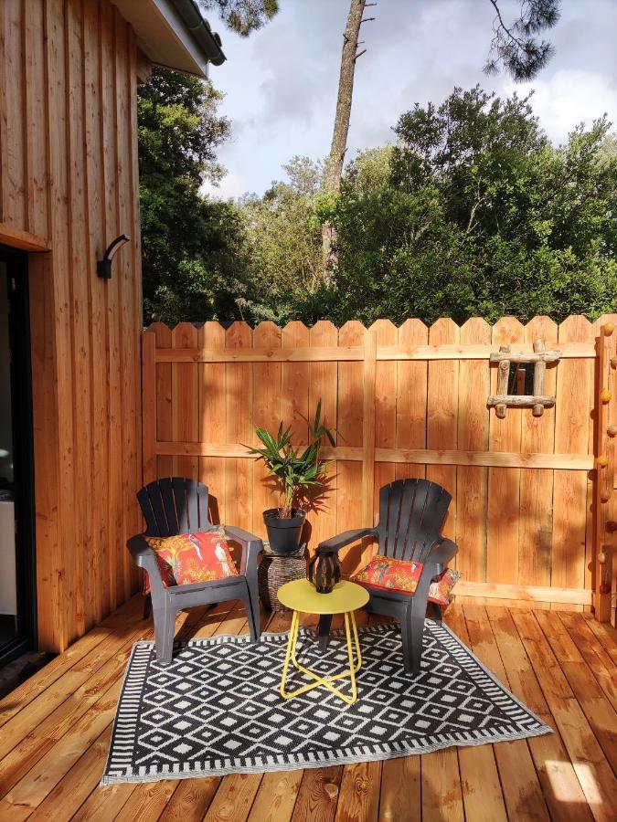 Lodge 2 Etoiles La Tete Dans Les Pins Les Pieds Dans L Eau 拉卡诺 外观 照片